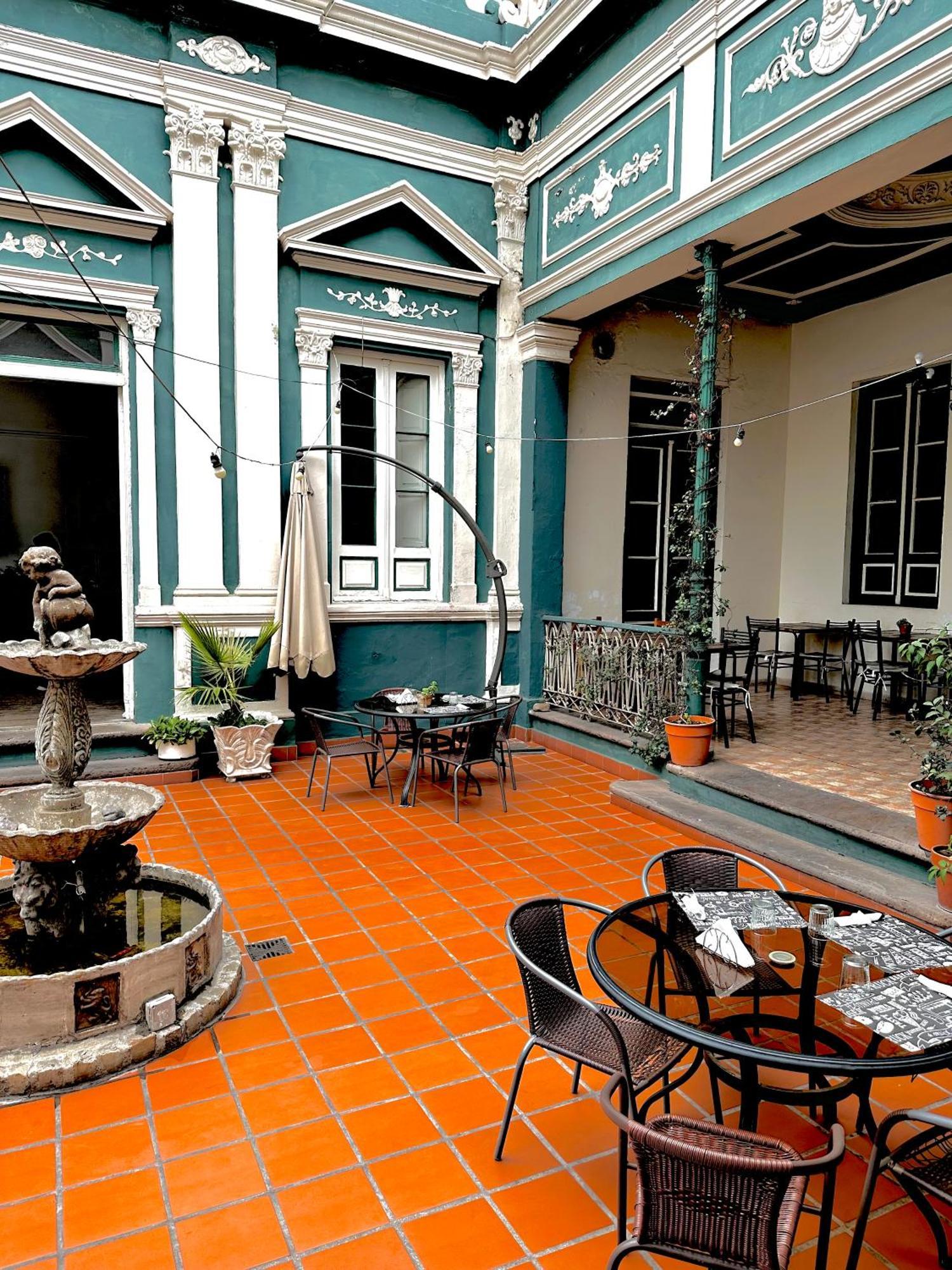 El Chabot Fan Hostel Salta Exterior photo